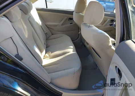 2007 Toyota Camry Le z USA, uszkodzony, nr VIN 4T1BE46K67U161686